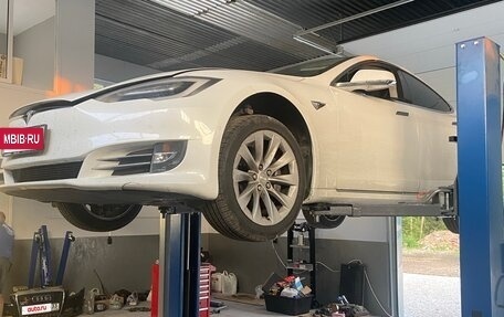 Tesla Model S I, 2016 год, 2 200 000 рублей, 2 фотография