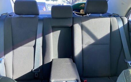 Toyota Avensis III рестайлинг, 2007 год, 950 000 рублей, 28 фотография