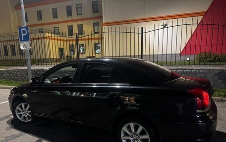 Toyota Avensis III рестайлинг, 2007 год, 950 000 рублей, 33 фотография