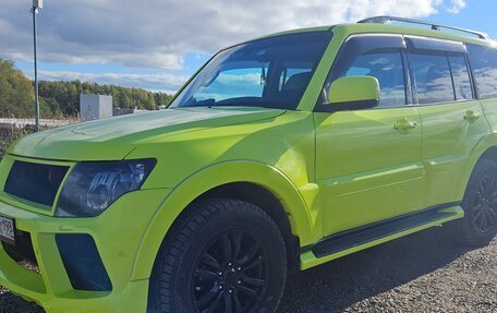Mitsubishi Pajero IV, 2015 год, 2 800 000 рублей, 3 фотография