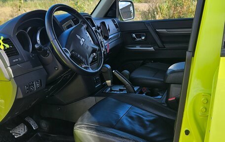 Mitsubishi Pajero IV, 2015 год, 2 800 000 рублей, 14 фотография