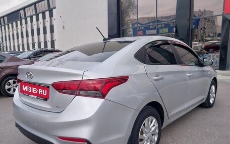 Hyundai Solaris II рестайлинг, 2018 год, 1 100 000 рублей, 6 фотография
