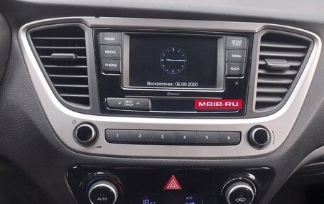 Hyundai Solaris II рестайлинг, 2018 год, 1 100 000 рублей, 19 фотография