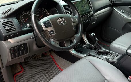 Toyota Land Cruiser Prado 120 рестайлинг, 2006 год, 1 750 000 рублей, 24 фотография