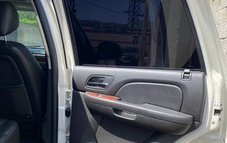 Chevrolet Tahoe III, 2012 год, 1 900 000 рублей, 7 фотография