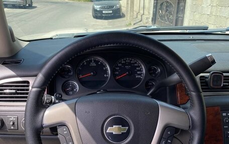 Chevrolet Tahoe III, 2012 год, 1 900 000 рублей, 11 фотография