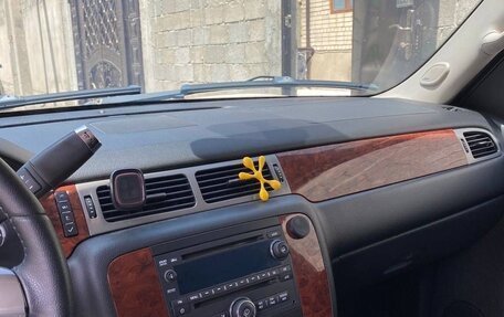 Chevrolet Tahoe III, 2012 год, 1 900 000 рублей, 13 фотография