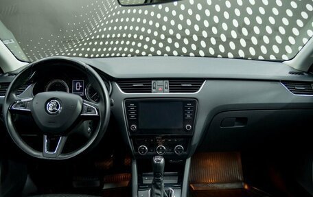 Skoda Octavia, 2017 год, 1 568 000 рублей, 13 фотография