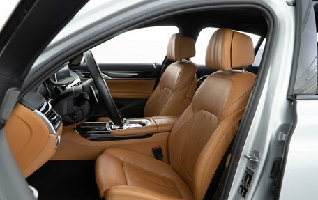 BMW 7 серия, 2018 год, 3 187 077 рублей, 11 фотография