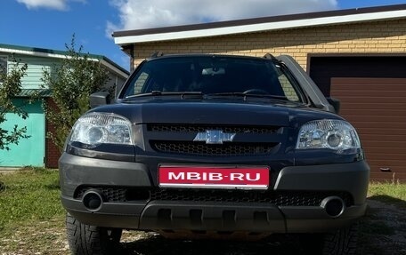 Chevrolet Niva I рестайлинг, 2016 год, 750 000 рублей, 1 фотография