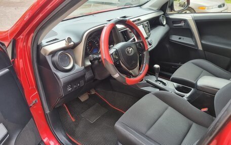Toyota RAV4, 2013 год, 1 700 000 рублей, 7 фотография