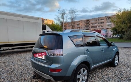 Mitsubishi Outlander III рестайлинг 3, 2007 год, 1 000 000 рублей, 3 фотография