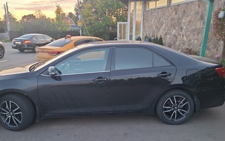 Toyota Camry, 2017 год, 1 750 000 рублей, 2 фотография