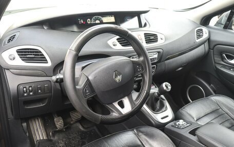 Renault Scenic III, 2011 год, 688 000 рублей, 6 фотография