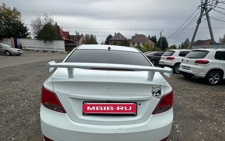 Hyundai Solaris II рестайлинг, 2015 год, 550 000 рублей, 5 фотография