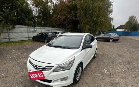 Hyundai Solaris II рестайлинг, 2015 год, 550 000 рублей, 7 фотография