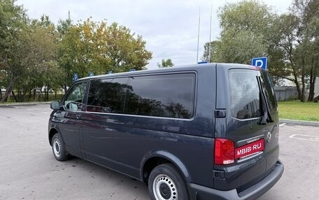 Volkswagen Caravelle T6 рестайлинг, 2021 год, 3 550 000 рублей, 5 фотография