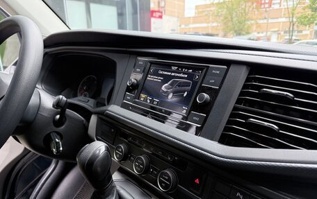 Volkswagen Caravelle T6 рестайлинг, 2021 год, 3 550 000 рублей, 11 фотография