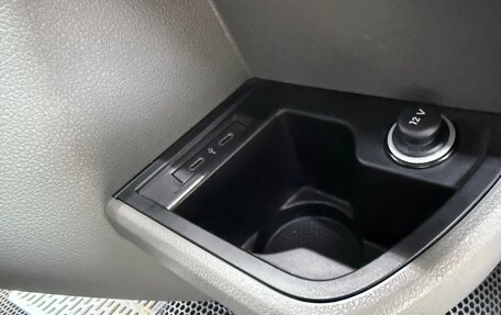 Volkswagen Caravelle T6 рестайлинг, 2021 год, 3 550 000 рублей, 12 фотография