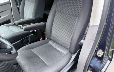 Volkswagen Caravelle T6 рестайлинг, 2021 год, 3 550 000 рублей, 18 фотография