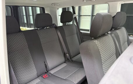 Volkswagen Caravelle T6 рестайлинг, 2021 год, 3 550 000 рублей, 14 фотография