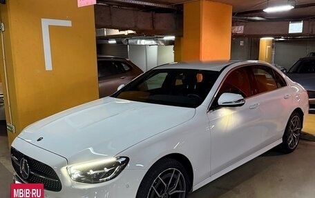 Mercedes-Benz E-Класс, 2021 год, 5 700 000 рублей, 2 фотография