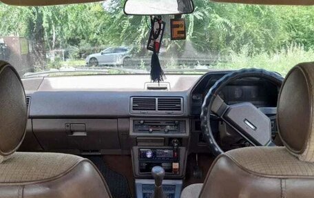 Mazda 626, 1985 год, 150 000 рублей, 20 фотография