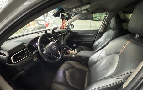 Toyota Camry, 2018 год, 2 000 000 рублей, 8 фотография