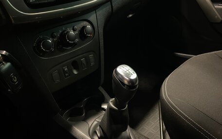 Renault Logan II, 2021 год, 1 250 000 рублей, 16 фотография