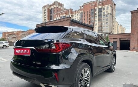 Lexus RX IV рестайлинг, 2017 год, 4 500 000 рублей, 12 фотография