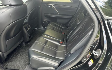 Lexus RX IV рестайлинг, 2017 год, 4 500 000 рублей, 20 фотография