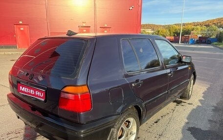 Volkswagen Golf III, 1993 год, 130 000 рублей, 1 фотография