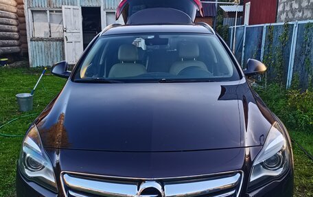 Opel Insignia II рестайлинг, 2014 год, 1 400 000 рублей, 24 фотография