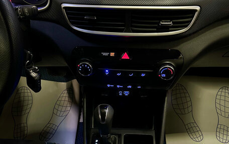 Hyundai Tucson III, 2018 год, 1 800 000 рублей, 12 фотография