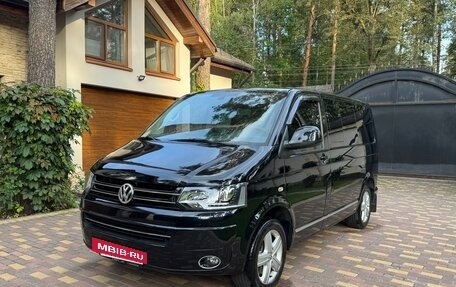 Volkswagen Multivan T5, 2010 год, 2 150 000 рублей, 2 фотография
