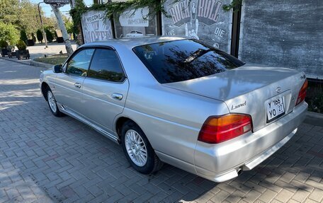 Nissan Laurel VIII, 1997 год, 700 000 рублей, 3 фотография