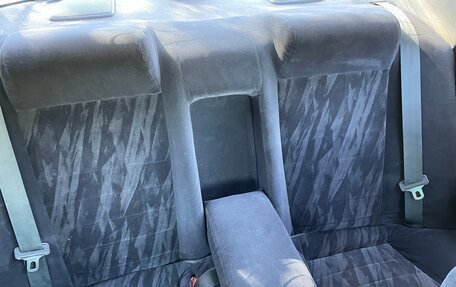Nissan Laurel VIII, 1997 год, 700 000 рублей, 32 фотография