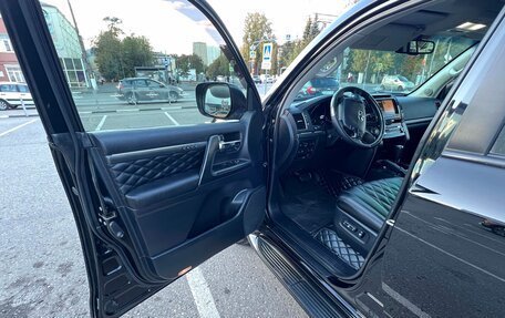 Toyota Land Cruiser 200, 2013 год, 4 200 000 рублей, 8 фотография