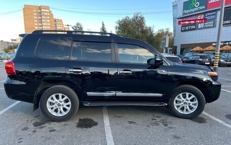 Toyota Land Cruiser 200, 2013 год, 4 200 000 рублей, 7 фотография