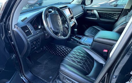 Toyota Land Cruiser 200, 2013 год, 4 200 000 рублей, 13 фотография