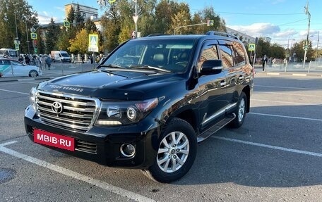 Toyota Land Cruiser 200, 2013 год, 4 200 000 рублей, 20 фотография