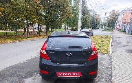 Hyundai Solaris II рестайлинг, 2013 год, 700 000 рублей, 13 фотография