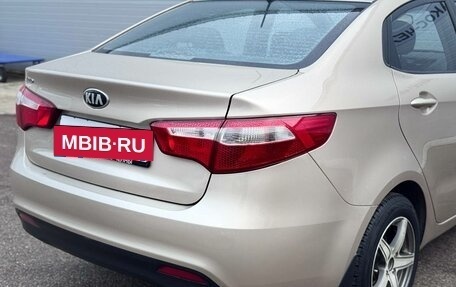 KIA Rio III рестайлинг, 2013 год, 800 000 рублей, 11 фотография