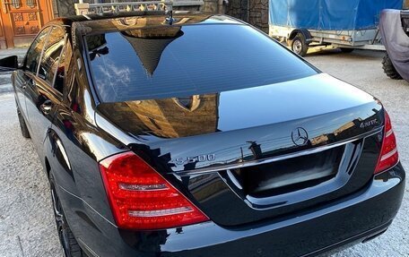 Mercedes-Benz S-Класс, 2011 год, 1 700 000 рублей, 3 фотография