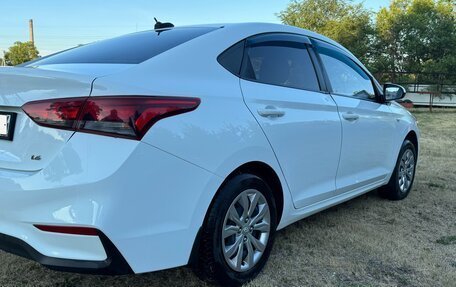 Hyundai Solaris II рестайлинг, 2017 год, 1 182 000 рублей, 10 фотография