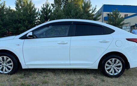 Hyundai Solaris II рестайлинг, 2017 год, 1 182 000 рублей, 13 фотография