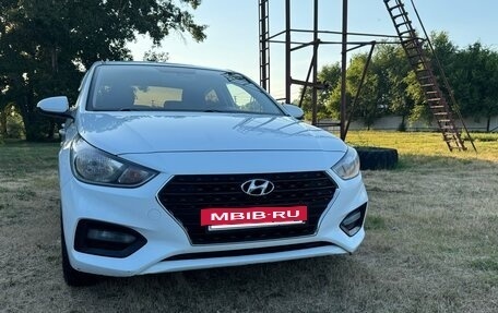Hyundai Solaris II рестайлинг, 2017 год, 1 182 000 рублей, 4 фотография