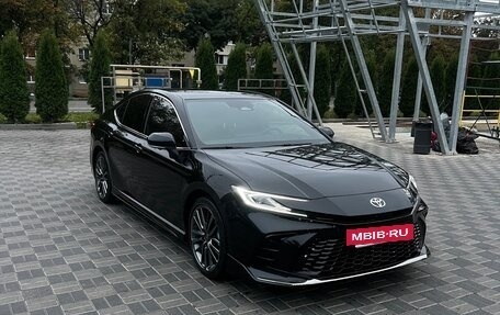 Toyota Camry, 2025 год, 4 400 000 рублей, 3 фотография
