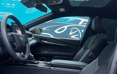 Toyota Camry, 2025 год, 4 400 000 рублей, 7 фотография