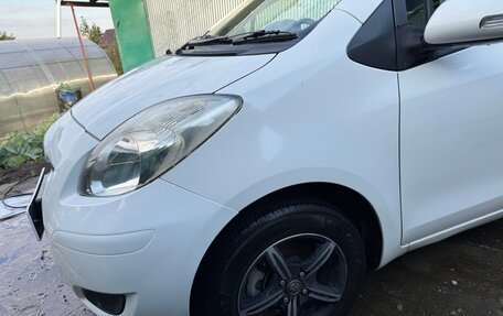Toyota Vitz, 2009 год, 600 000 рублей, 3 фотография